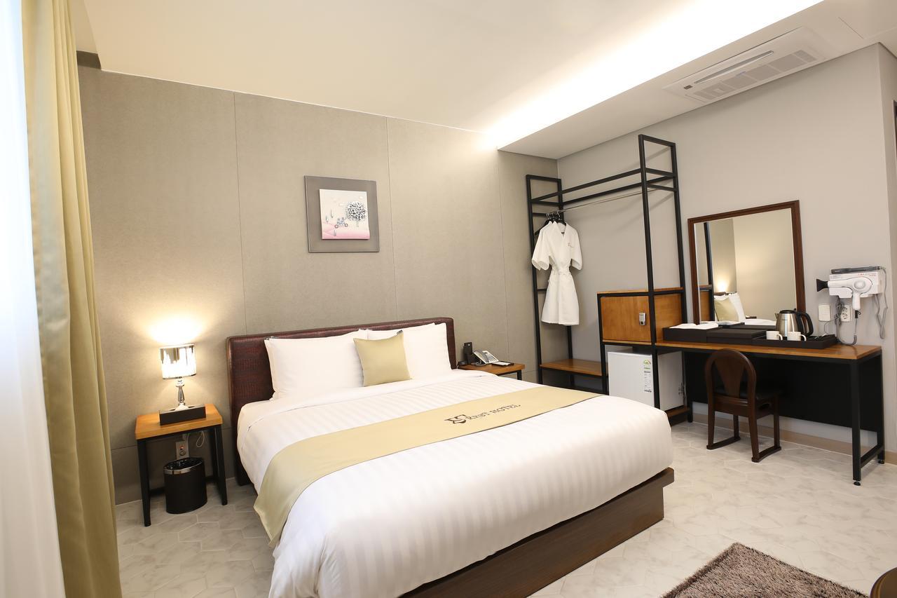Rest Hotel Gimpo Eksteriør billede