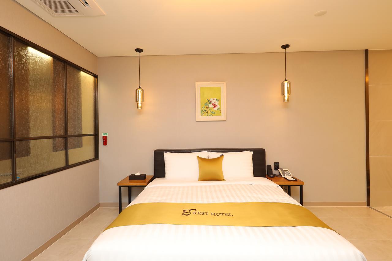 Rest Hotel Gimpo Eksteriør billede