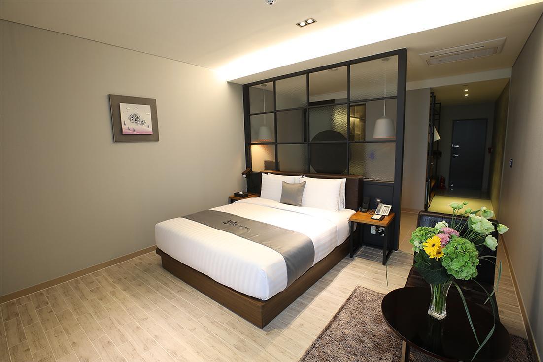 Rest Hotel Gimpo Eksteriør billede